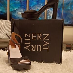 Naturalizer Melina Black Leather Women's Sz 6 Wide Heels Sandals Nwb Shoes 🆕